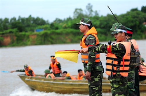 Huấn luyện ứng phó với “thủy thần”